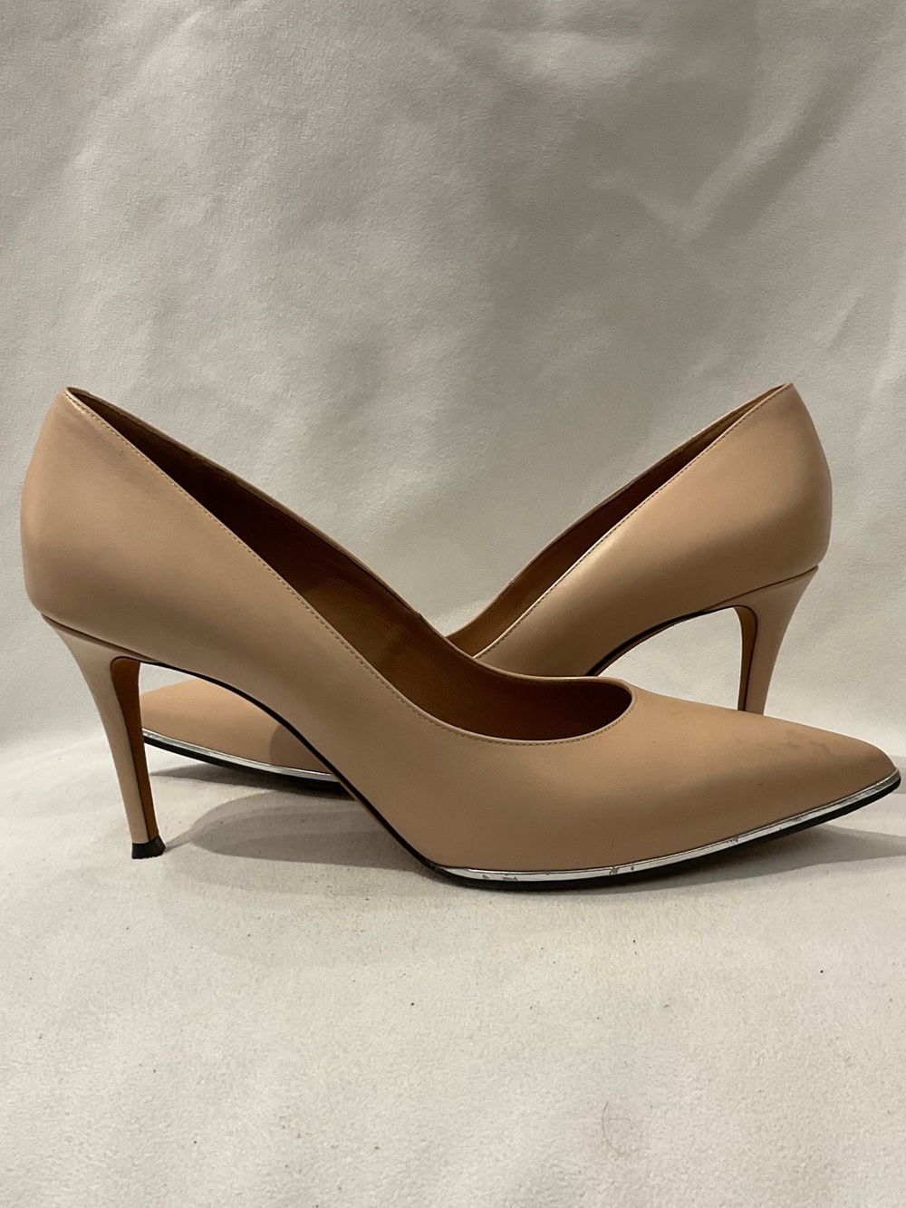 Givenchy Pumps